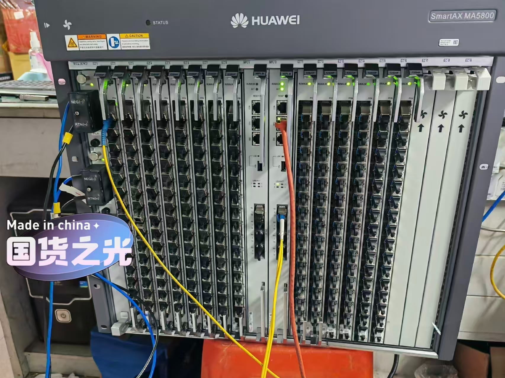 Testing Huawei MA5800 spare parts before shipment